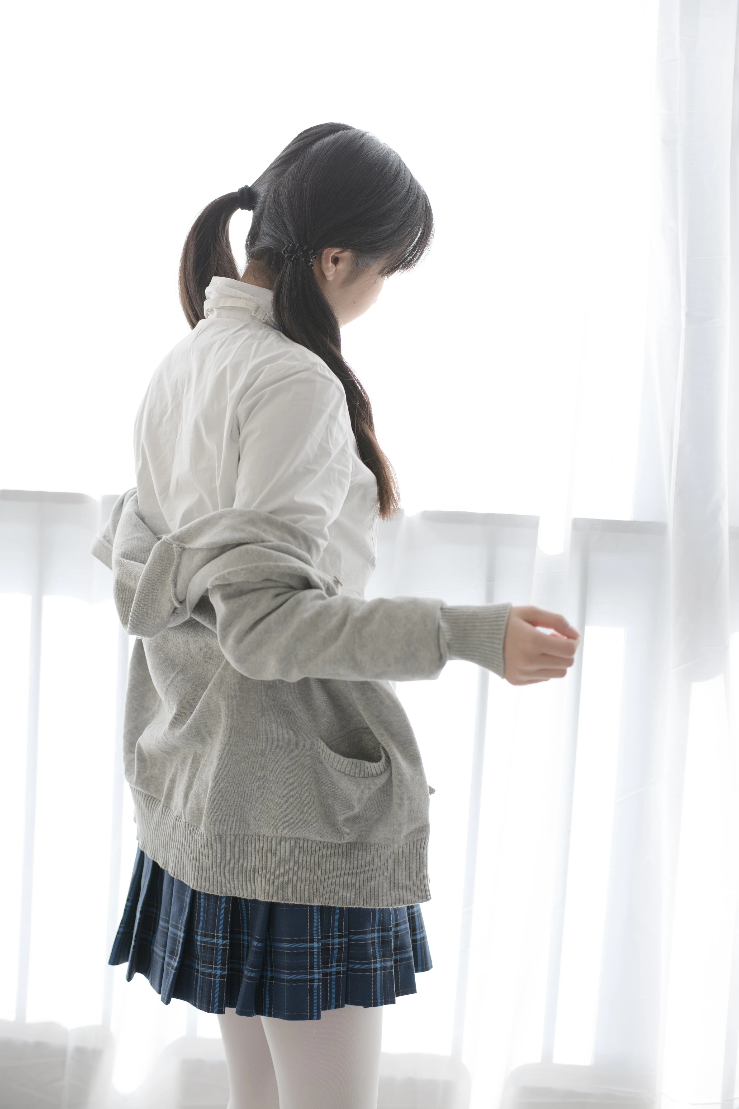 森萝财团 R15-047 [114P]插图3